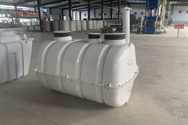 在農村地區安裝玻璃鋼化糞池時應牢記哪些問題 在農村地區安裝玻璃鋼化糞池時應牢記哪些問題